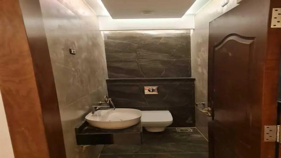 Luxury Furnished Villa with 181 sqm in 16 City