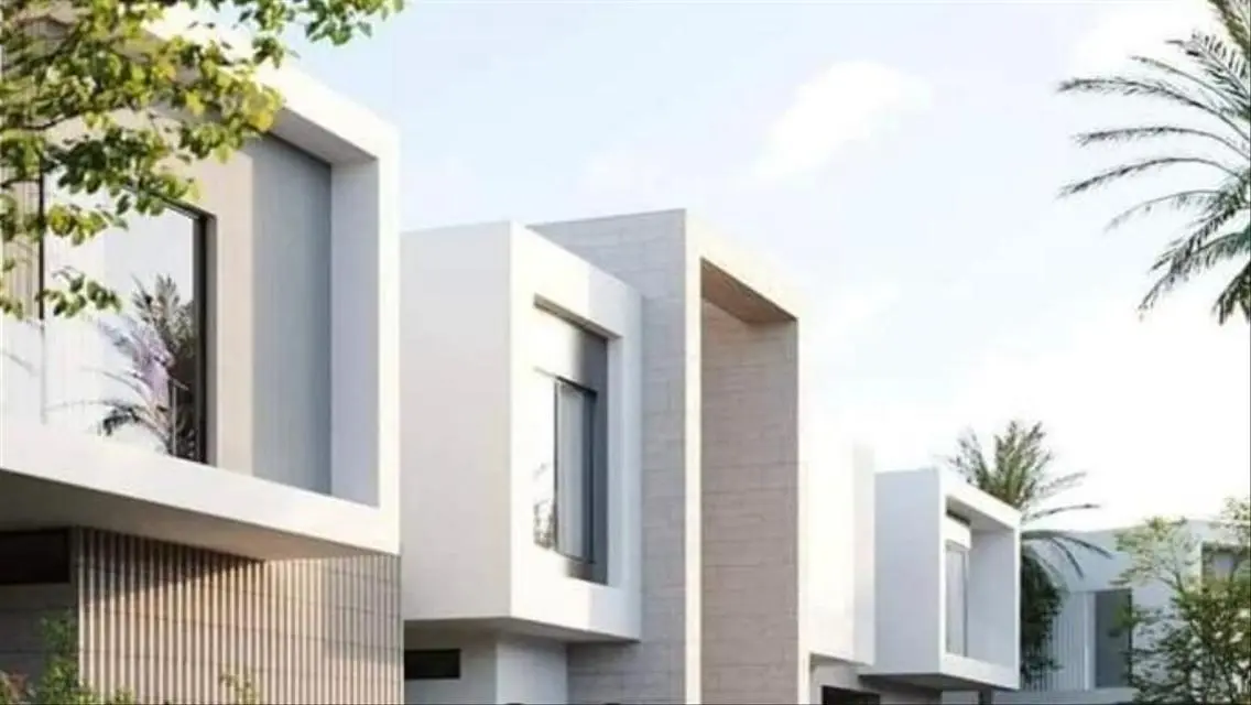 Luxury Apartment with Garden and Shared Pool