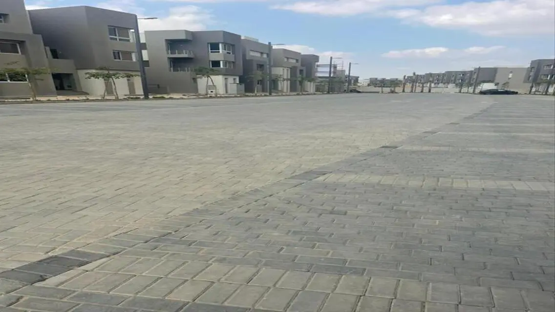 فيلا فاخرة بمساحة 2822 متر مربع