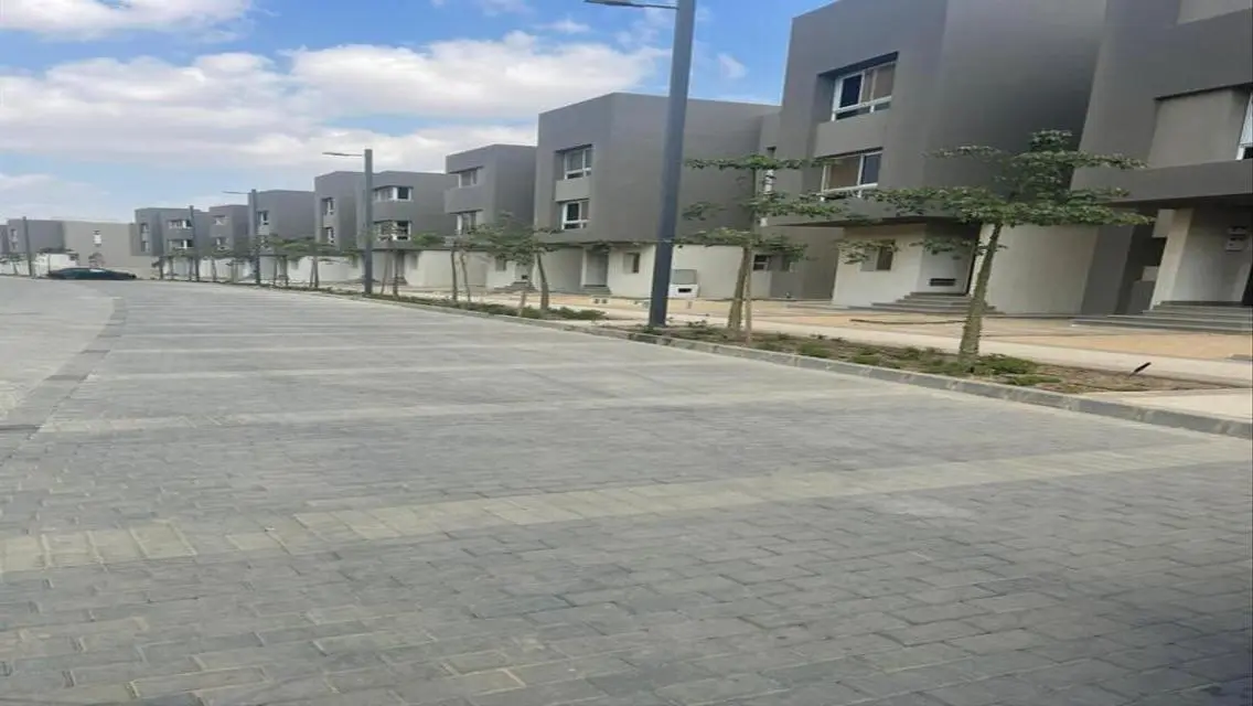 فيلا فاخرة بمساحة 2822 متر مربع