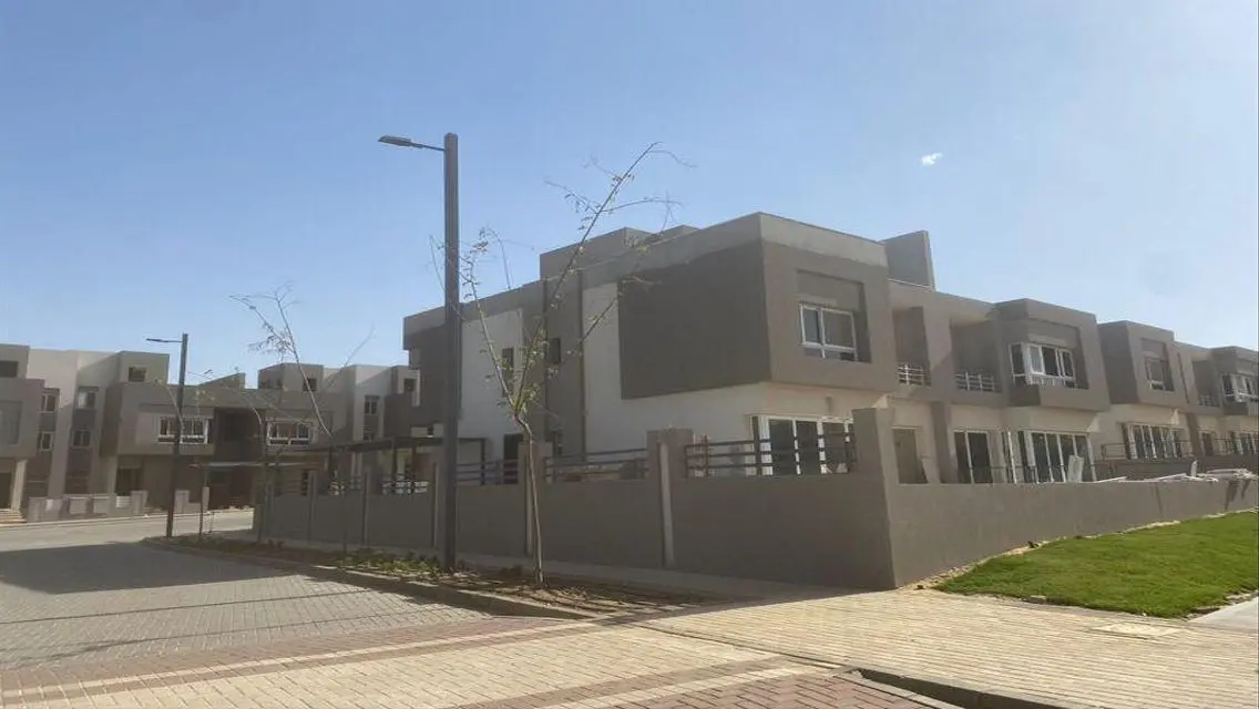 فيلا فاخرة بمساحة 2822 متر مربع