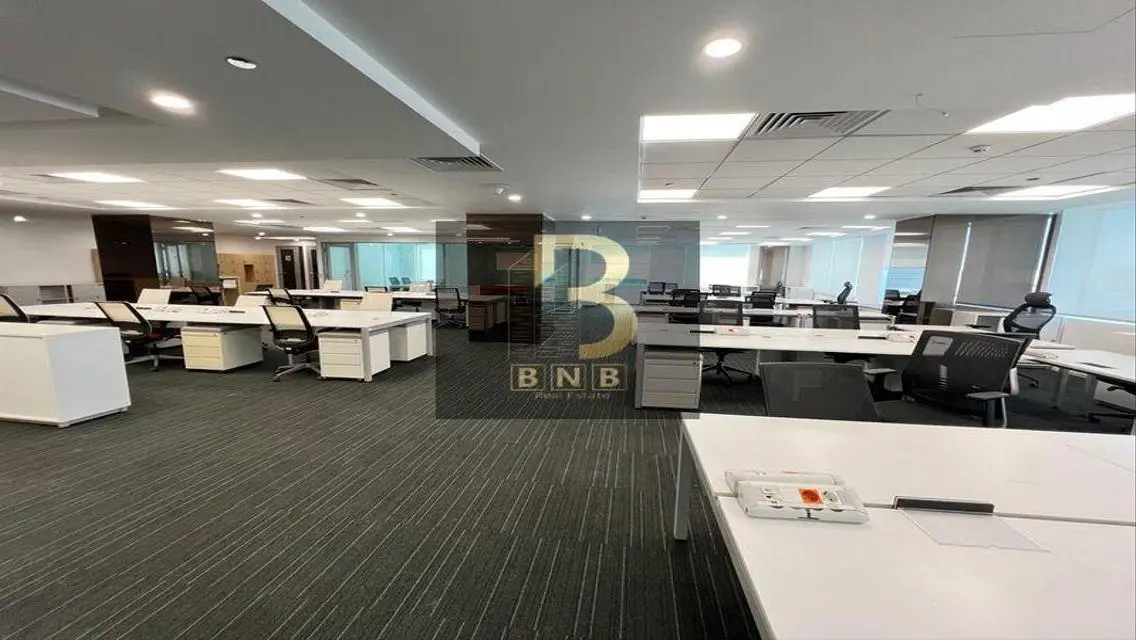 Luxury Apartment of 800 sqm with Covered Parking and Meeting Room