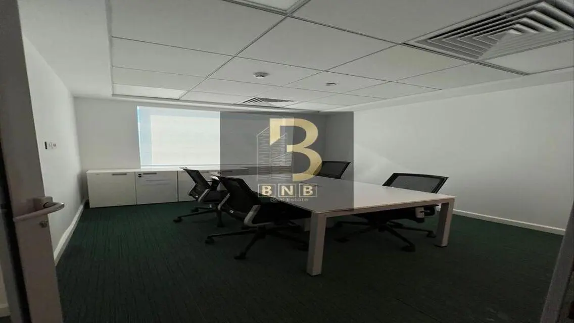 Luxury Apartment of 800 sqm with Covered Parking and Meeting Room