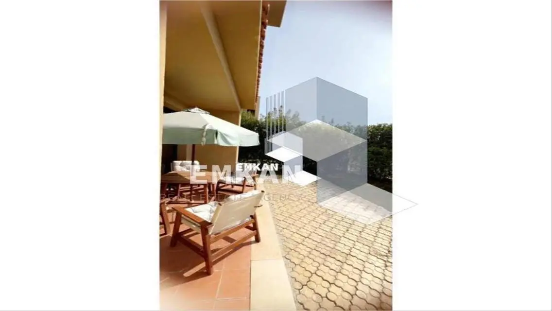 Luxury Apartment with Full Amenities