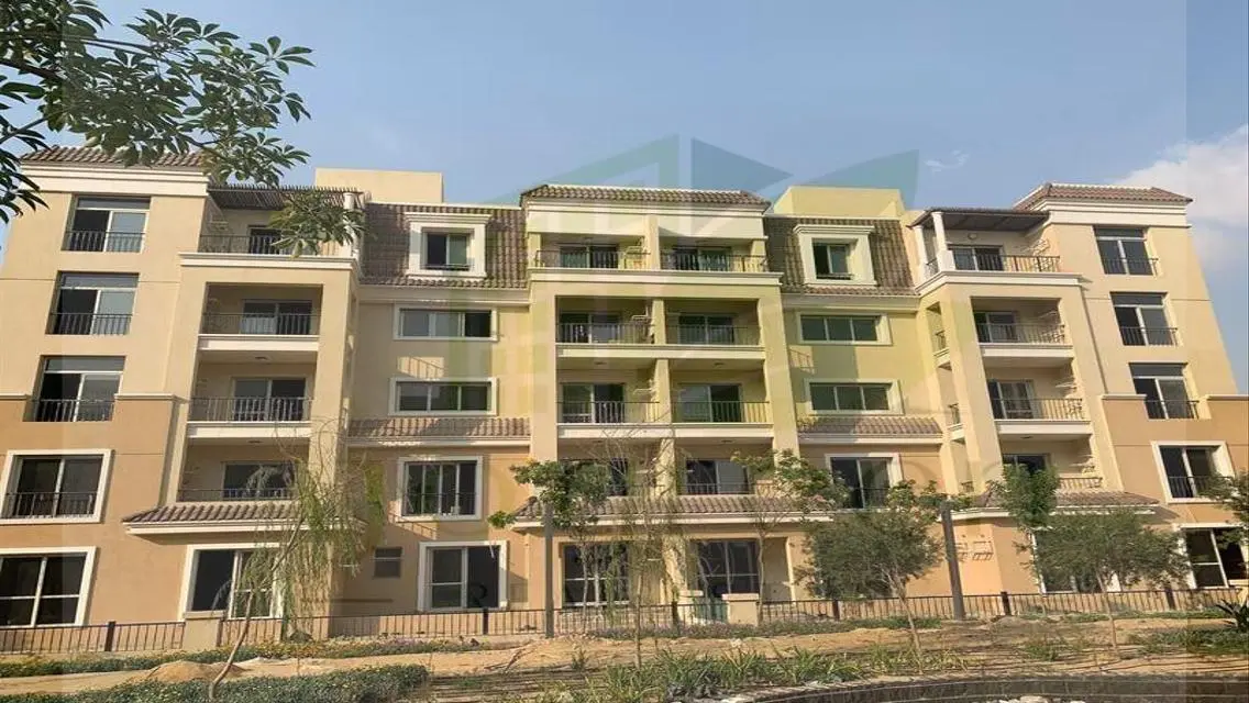 Luxury Apartment Overlooking Lakes with Premium Amenities