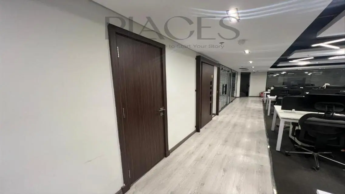 550 Sqm Modern Office Space
