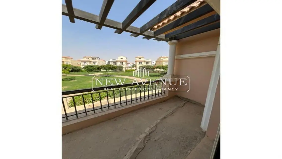 Luxury Villa for Sale - 582 Sq M