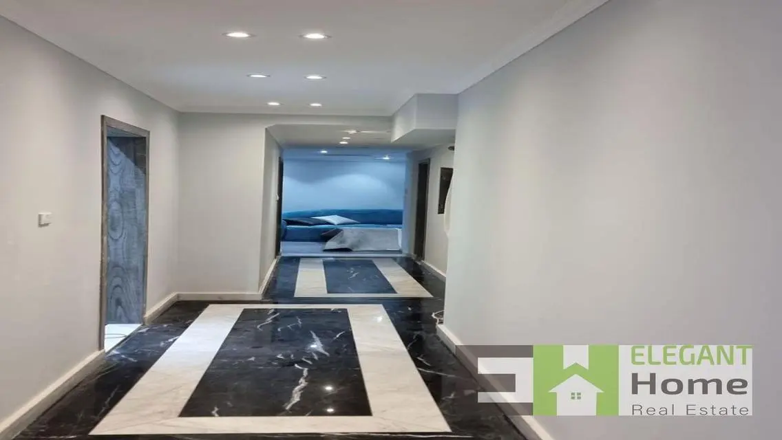 Luxurious Spacious Apartment with Elegant Design