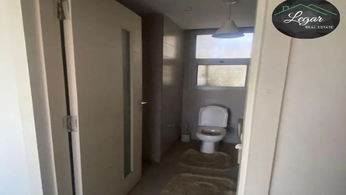 Luxury Apartment for Sale in Palm Parks