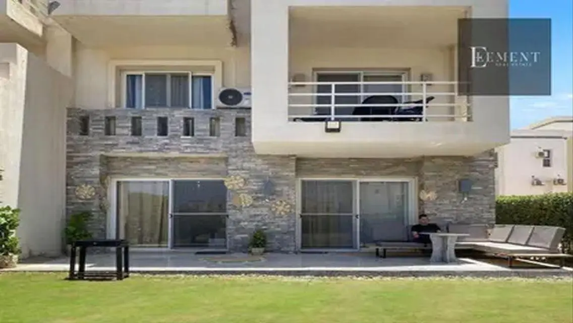 Luxury Villa with 115 sqm Space and Lake View