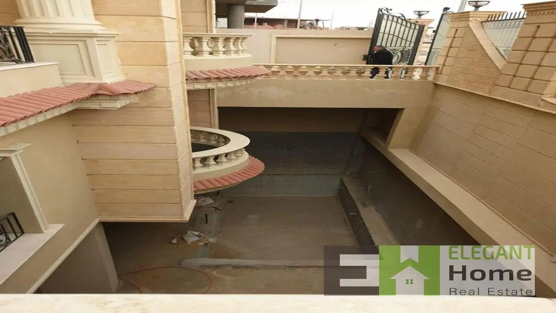 Luxury Villa For Sale with Private Pool, 3282 sqm