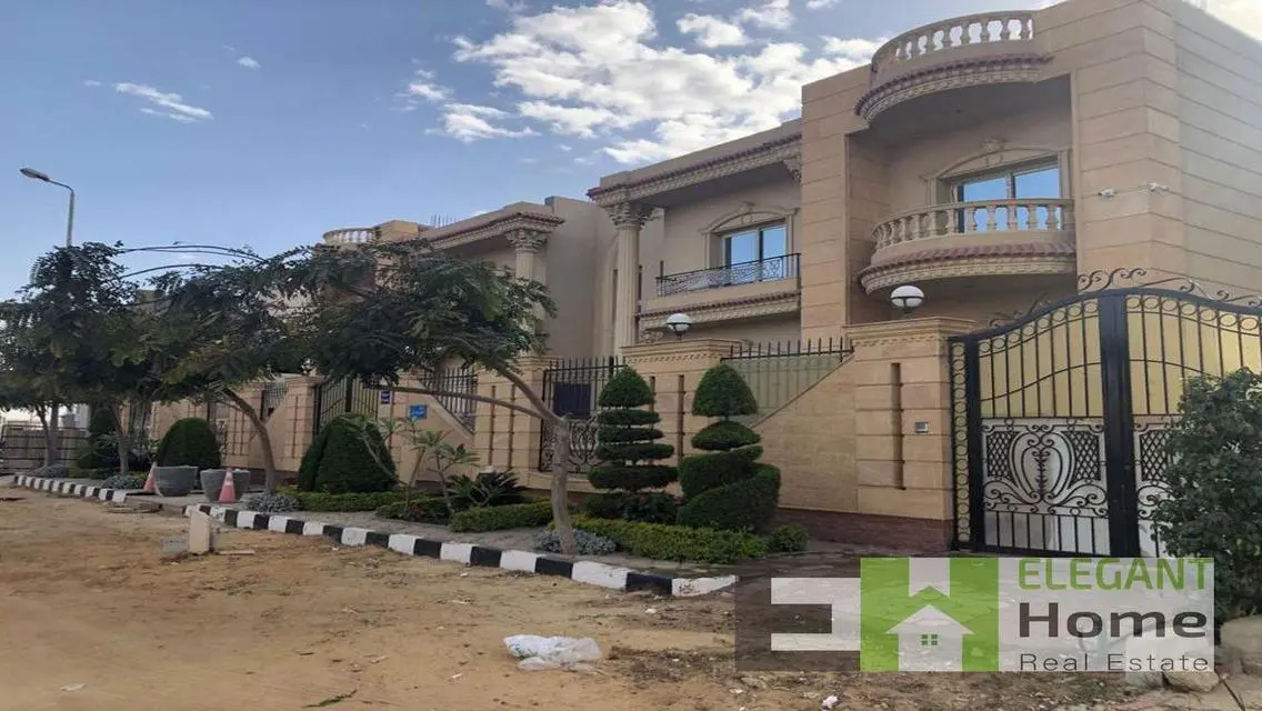 Luxury Villa For Sale with Private Pool, 3282 sqm