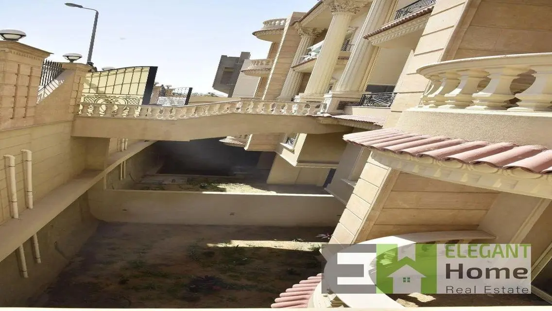 Luxury Villa For Sale with Private Pool, 3282 sqm