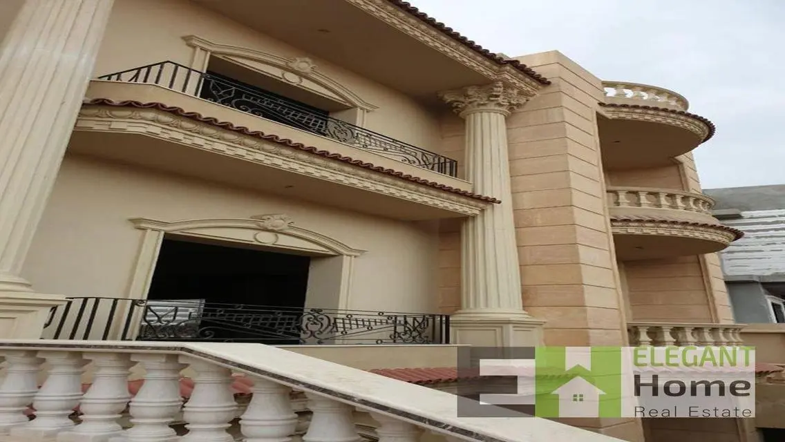 Luxury Villa For Sale with Private Pool, 3282 sqm