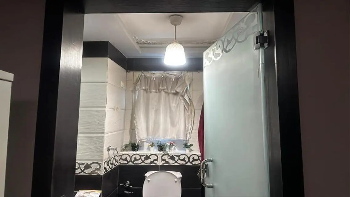 منزل رائع للبيع بمساحة 600 متر