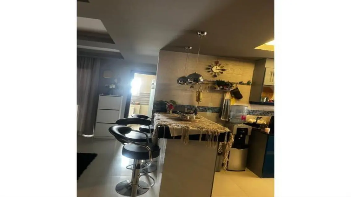 منزل رائع للبيع بمساحة 600 متر