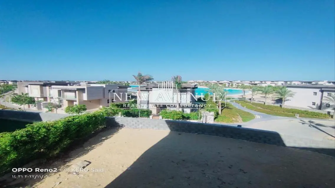 Stunning Property with Three Rooms and Great Views