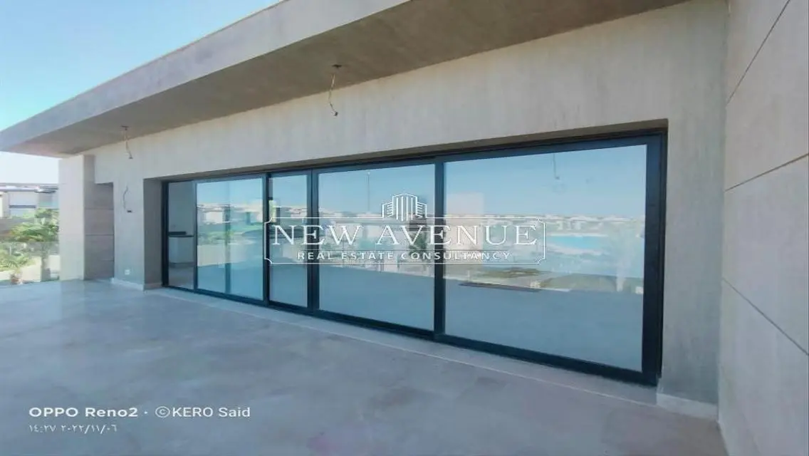 Stunning Property with Three Rooms and Great Views