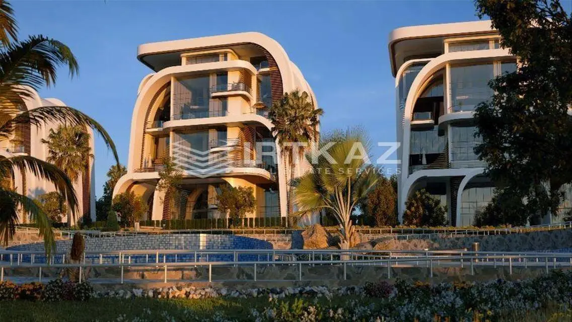 Luxury Apartment with Stunning Lake View