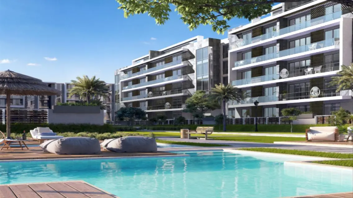 Luxury Apartment in the Heart of the City with Lake View