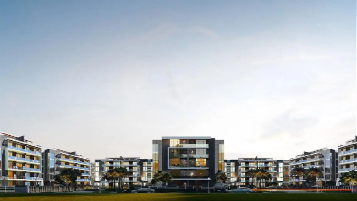 Luxury Apartment in the Heart of the City with Lake View