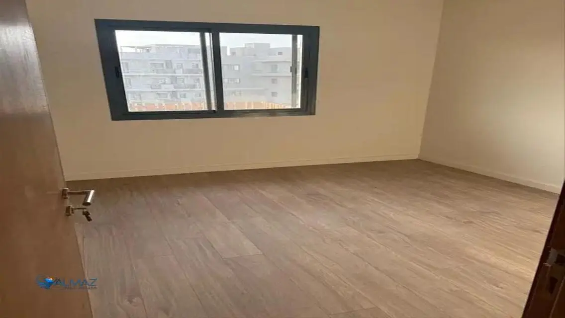 شقة فاخرة في E8839 بمساحة 50 متر