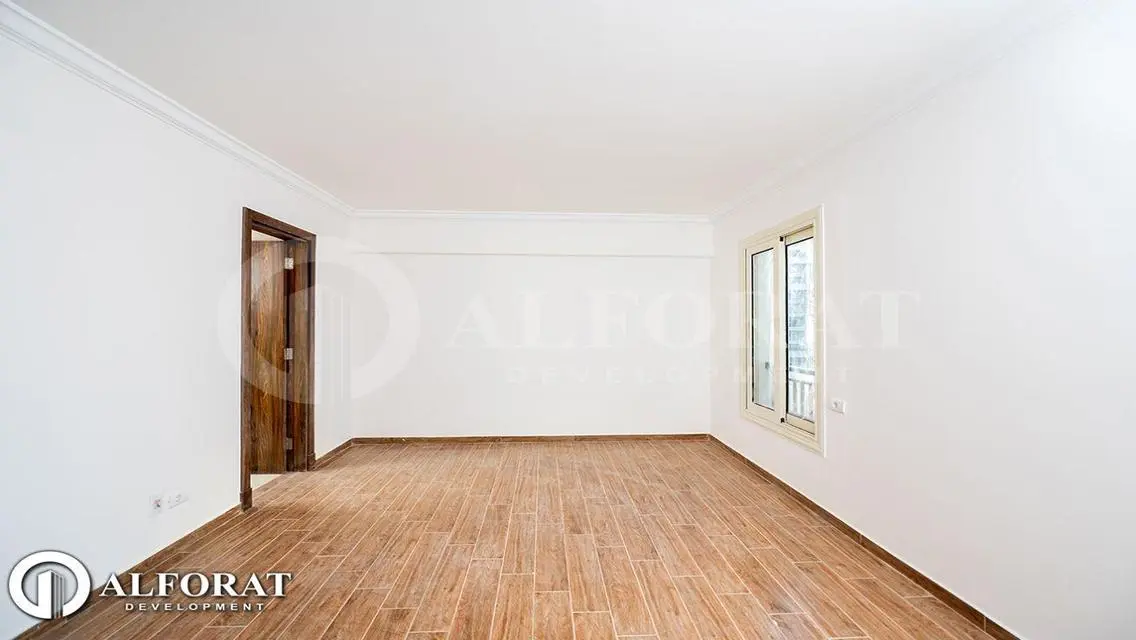 Luxury Apartment for Sale with Stunning View in the City Center