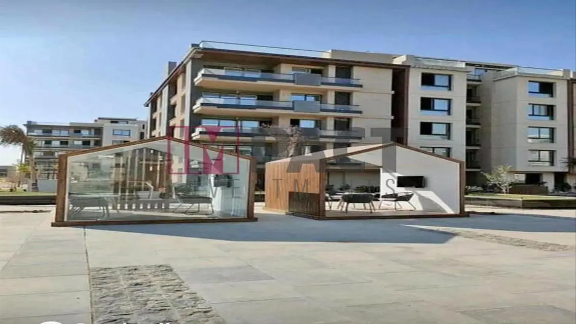 Luxurious Apartment in Azad Compound - AUC