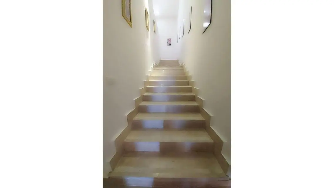 Luxury Apartment for Sale - 300 sqm in a Prime Location