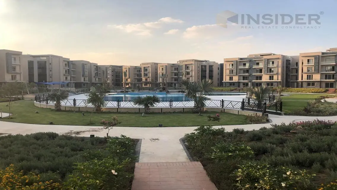 فيلا فاخرة مع غرفة دراسة وحارس أمن
