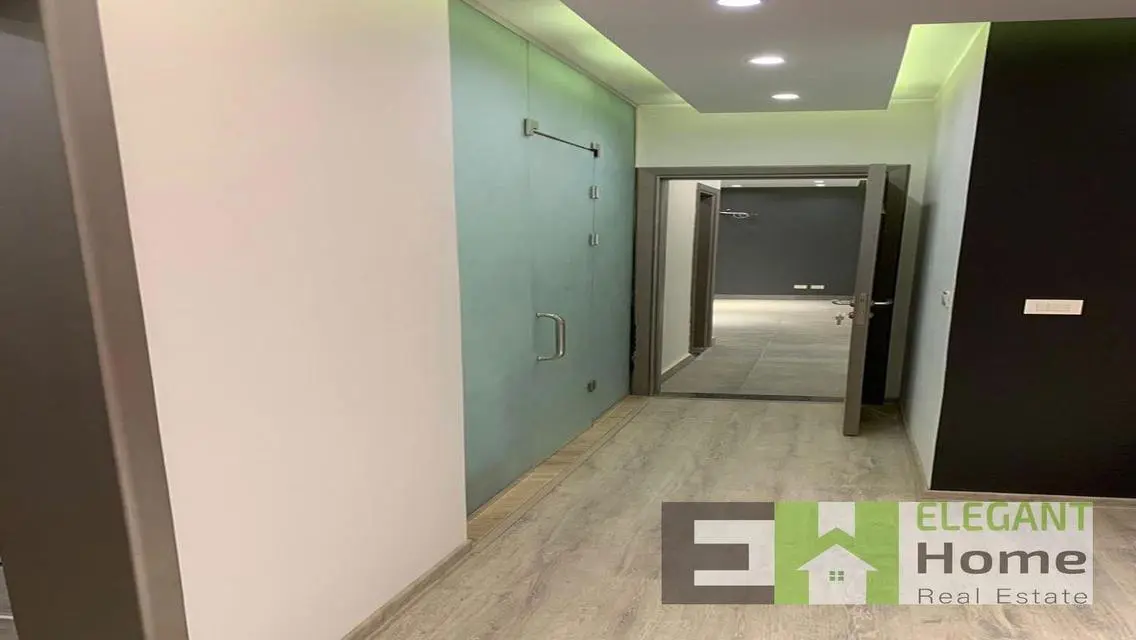 Luxurious Apartment in Eastown New Cairo