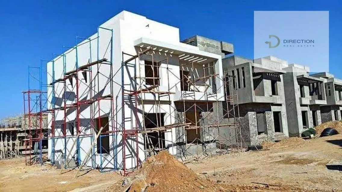 فيلا فاخرة مع مسبح خاص وإطلالة رائعة