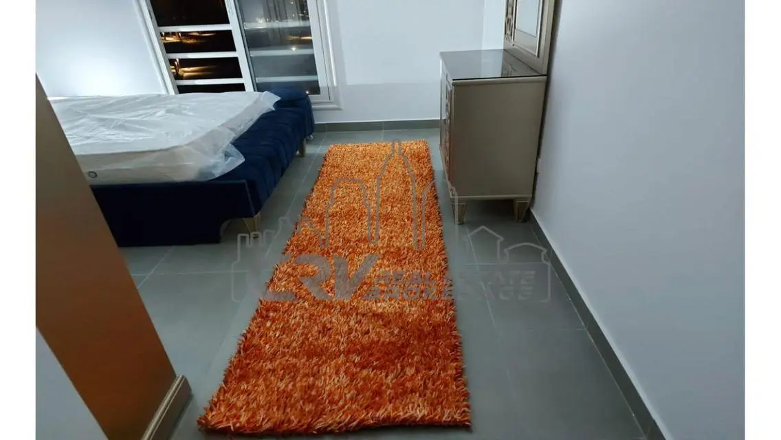 Stunning Apartment for Sale in CRV-BROKERAGE