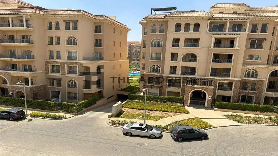 Exclusive Investment in AUC