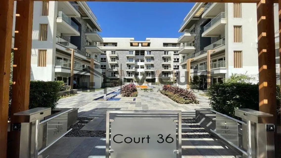 Luxurious Apartment for Sale with Ample Space