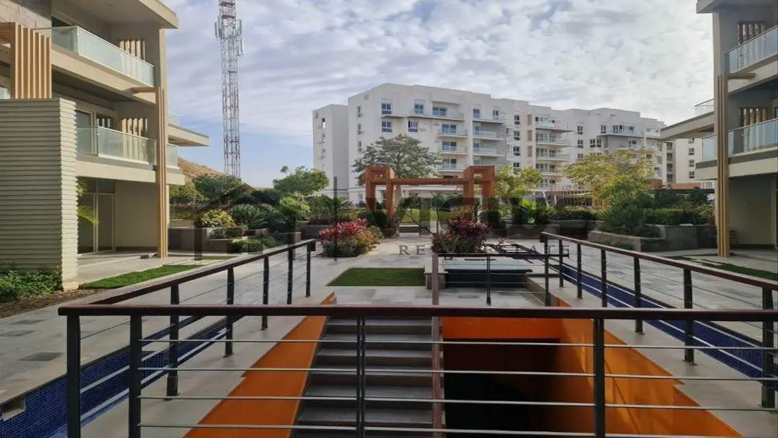 Luxurious Apartment for Sale with Ample Space