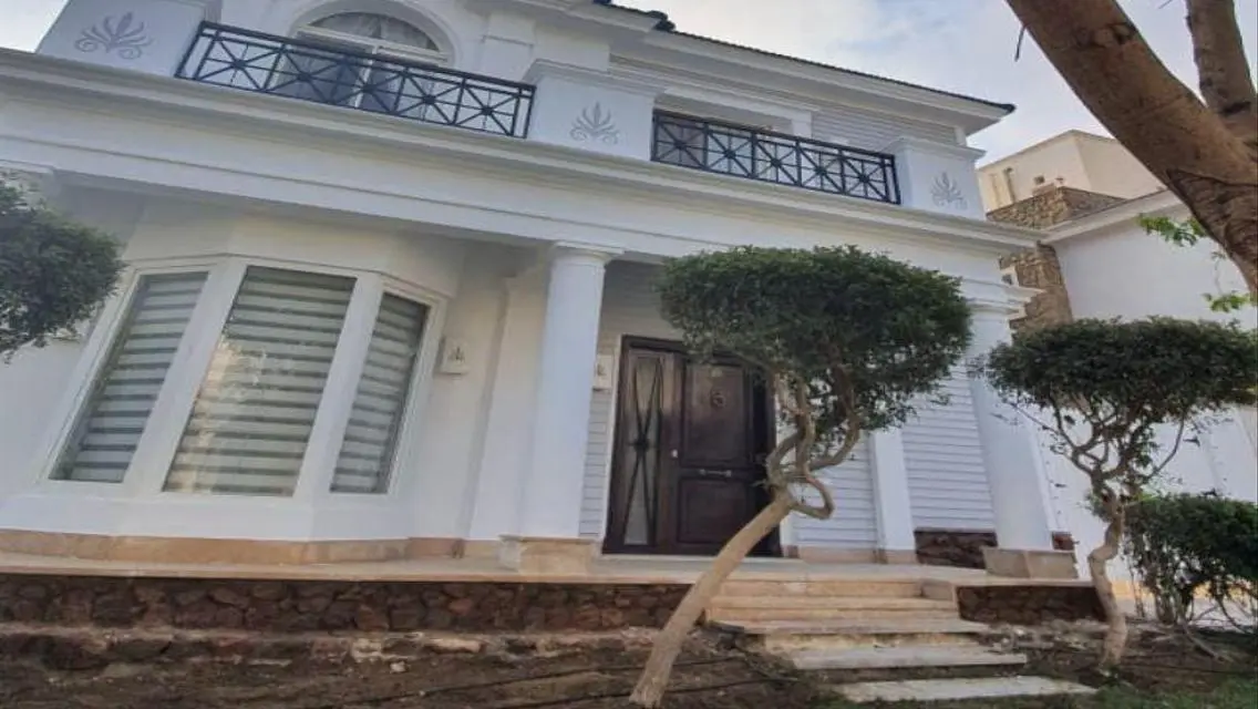 Luxury Apartment in Mountain View - New Cairo