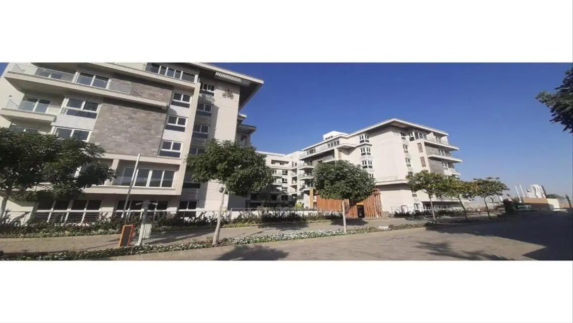 Luxury Villa for Sale in Mountain View - New Cairo