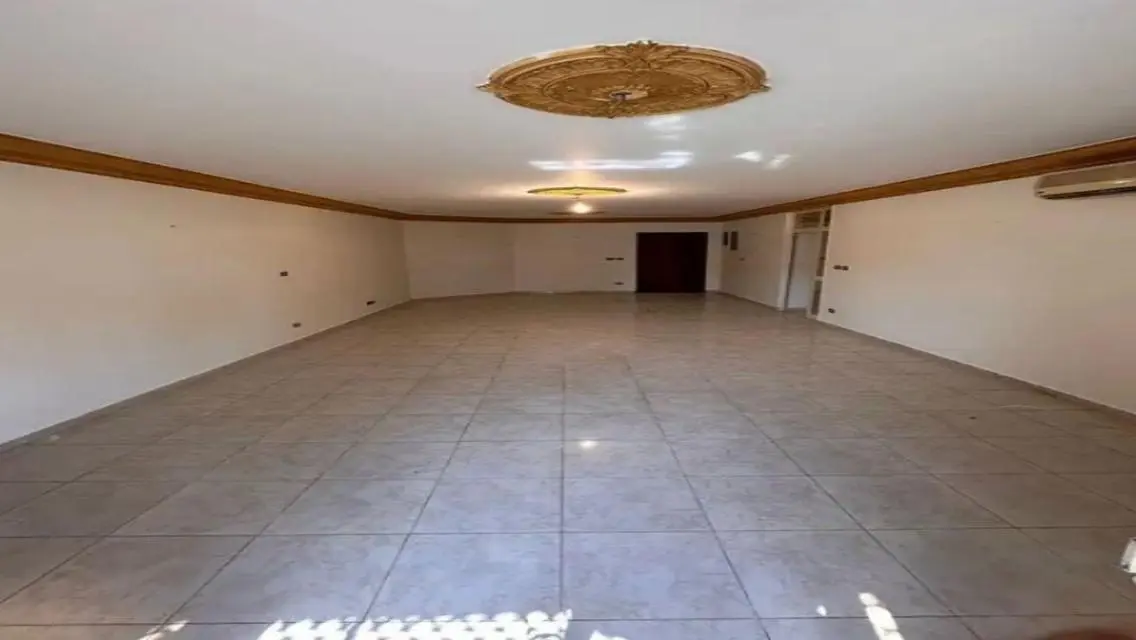 Apartment for Rent in Rehab 1 with Garden