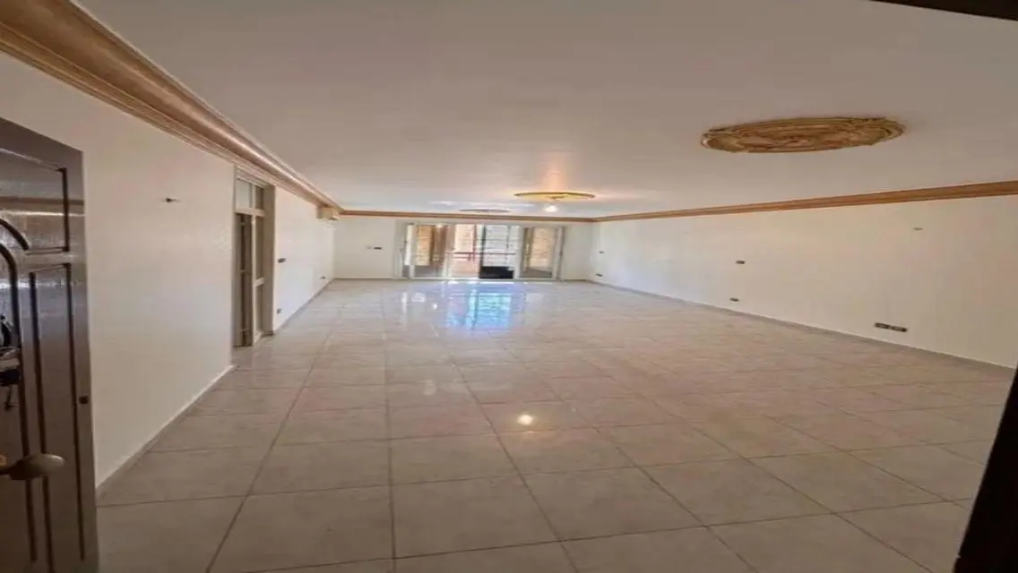 Apartment for Rent in Rehab 1 with Garden