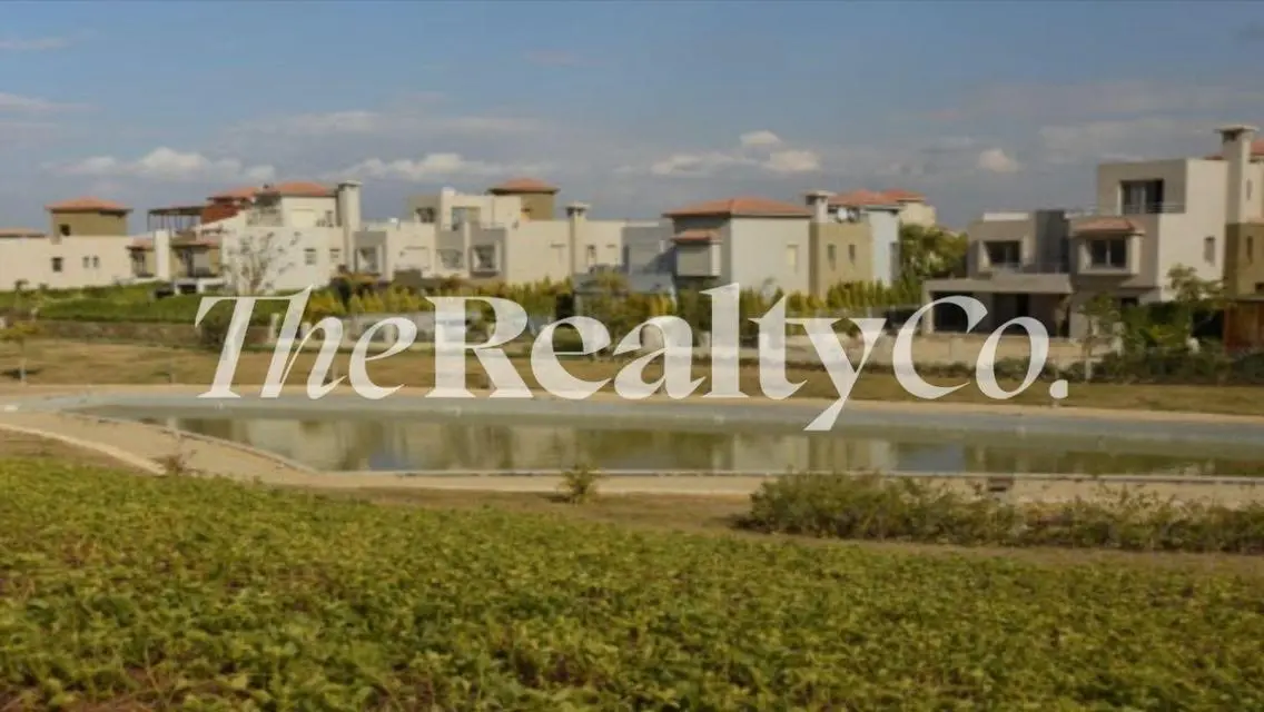 Luxury 5-Bedroom Stand-Alone Villa in Palm Hills