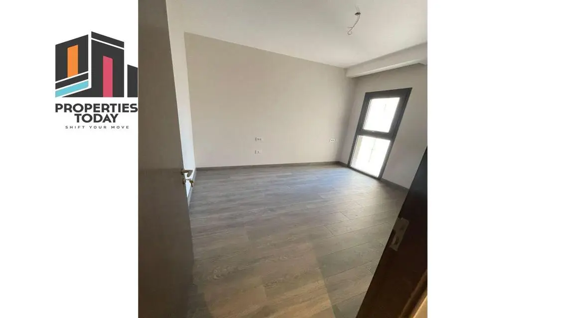 Luxury Apartment in TOWERS ZED Mall
