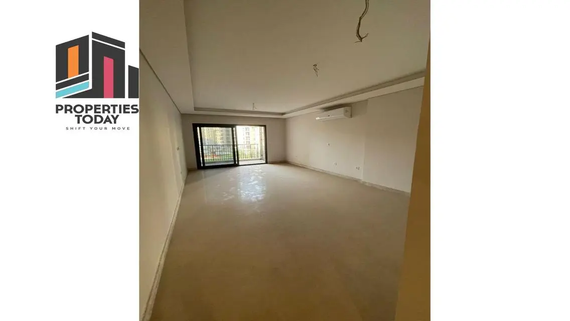 Luxury Apartment in TOWERS ZED Mall