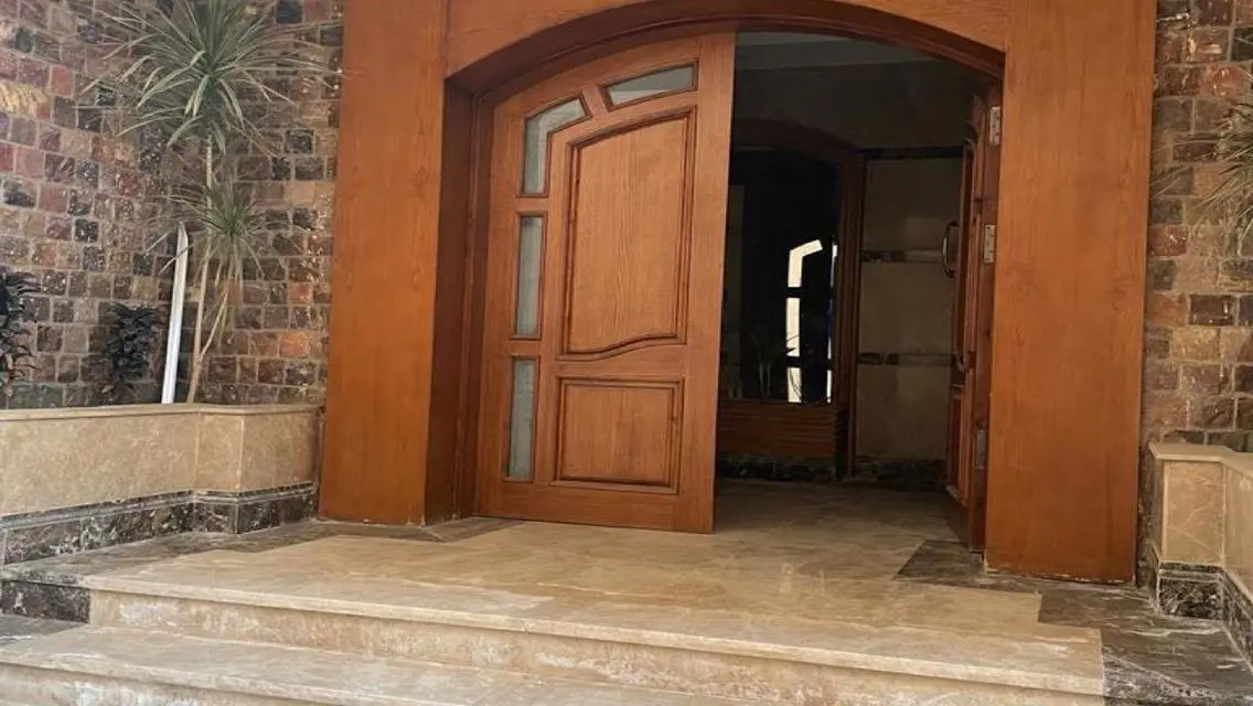 فيلا فاخرة للايجار