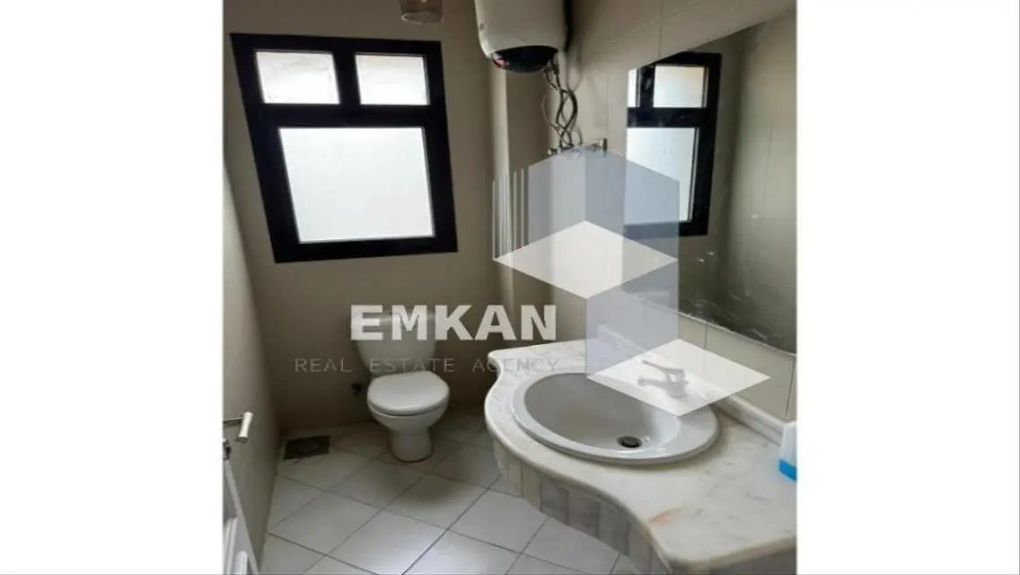 Luxury Apartment with Spacious Layout and Full Amenities