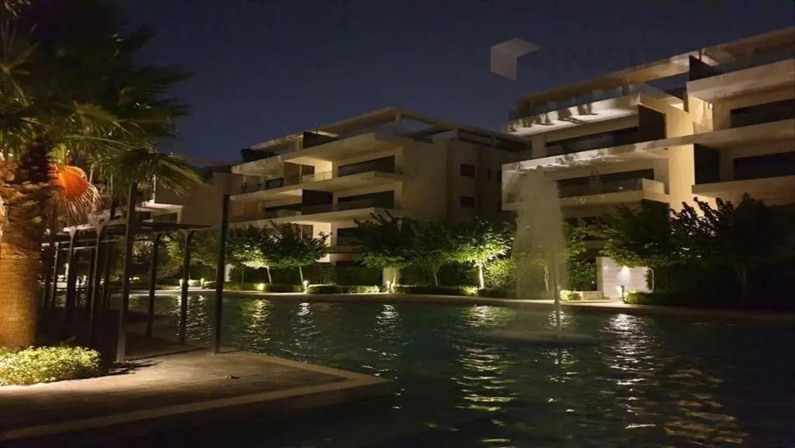Luxury Apartment at Lake View Residence