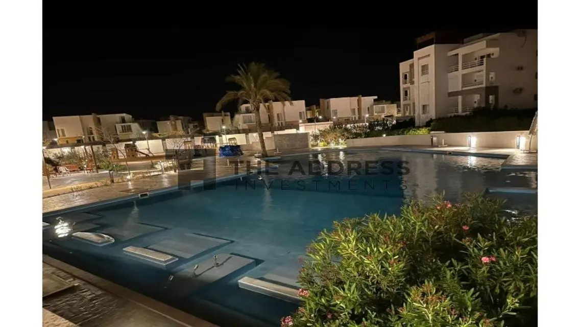 Luxurious Apartment in Amwaj with Premium Amenities