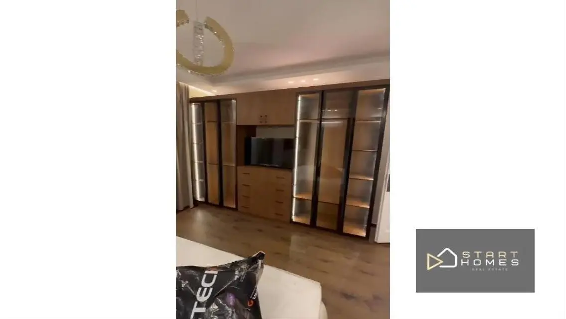 Office for Rent in Easthub, First Floor