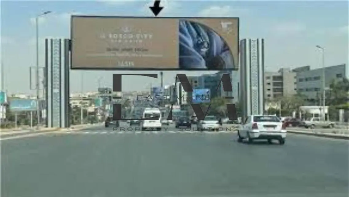 شقة فاخرة بمساحة 160 متر في قلب المدينة