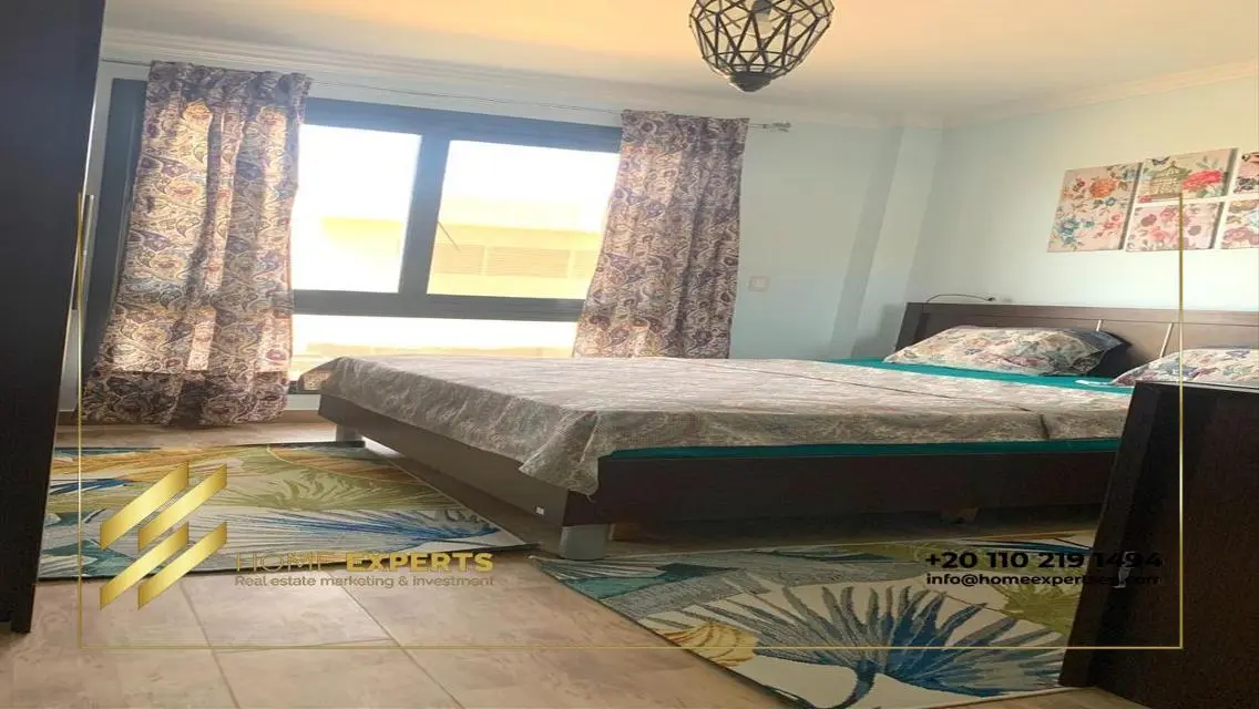 Stunning Apartment with Scenic View in Central Location